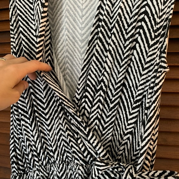 LAST CHANCE ANN TAYLOR Wrap Dress - Picture 7 of 11